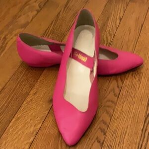 Lady Verde vintage hot pink flats GUC